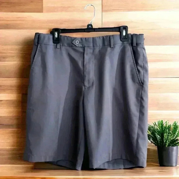 Jos. Banks Men's Size 35 Gray Tailored Fit Ledbetter Polyester Golf  Shorts - Picture 3 of 4